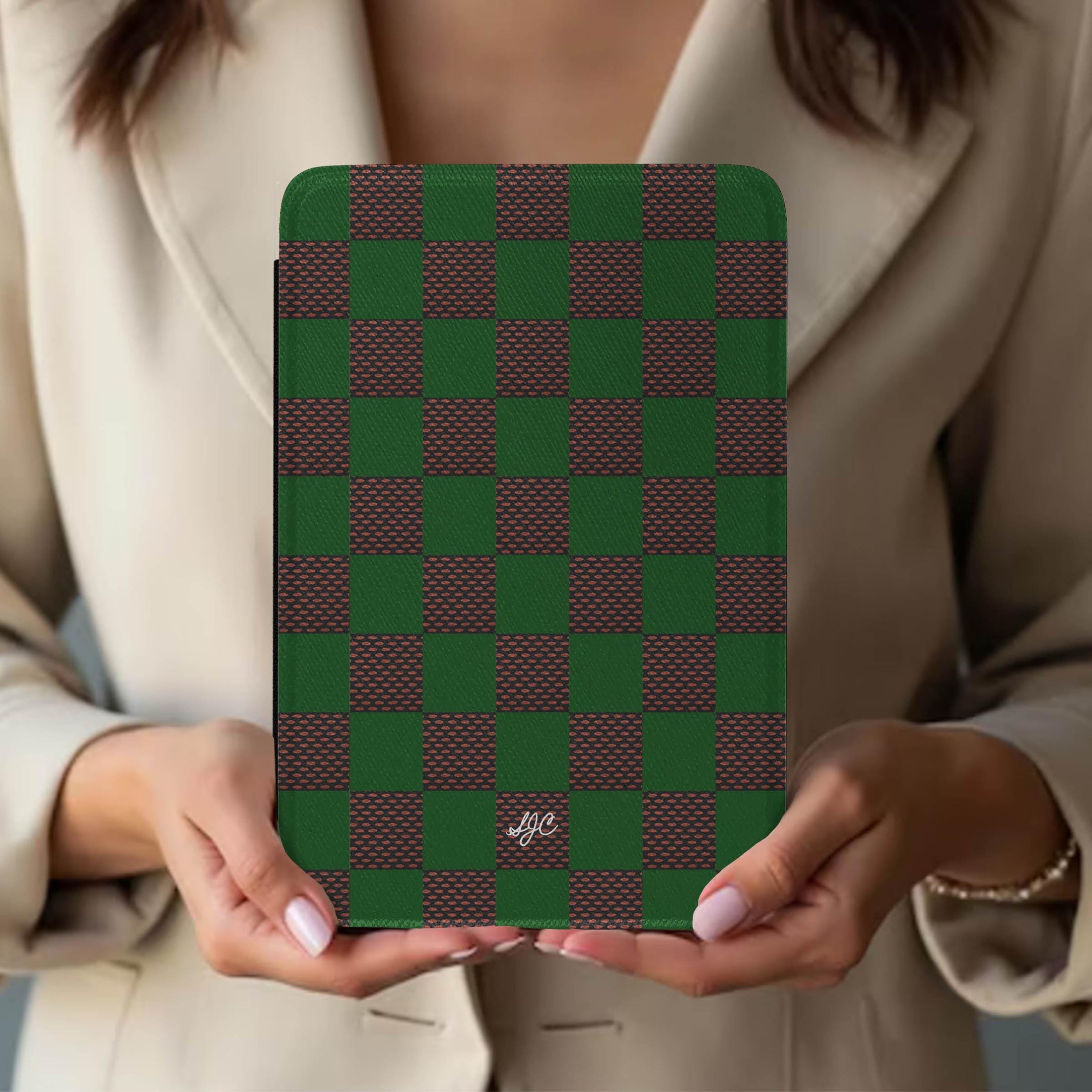 Personalized Kindle Case, Paperwhite 7”,Colorsoft Signature 2024, Custom Cover, Handle, Initials, Checker, Name, Green, Pink, Red